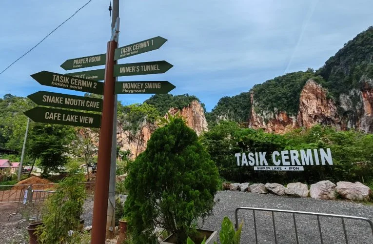Tasik Cermin Doline Geosite: Tasik Cermin 1