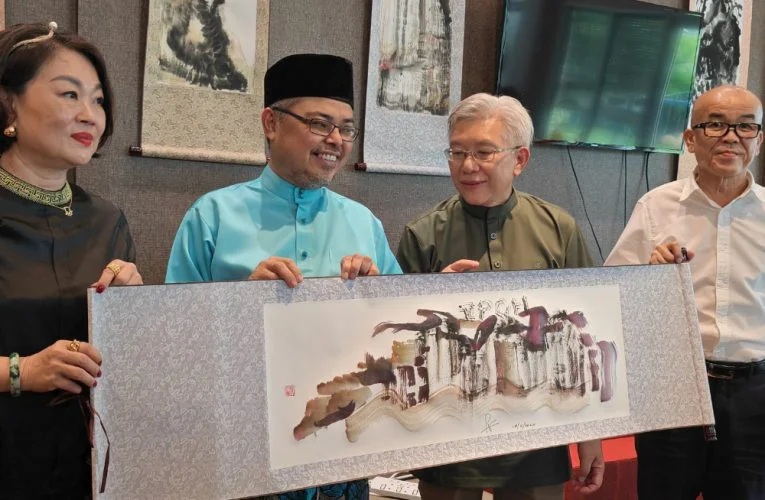Charity Hari Raya Celebration with Ipoh City Mayor
