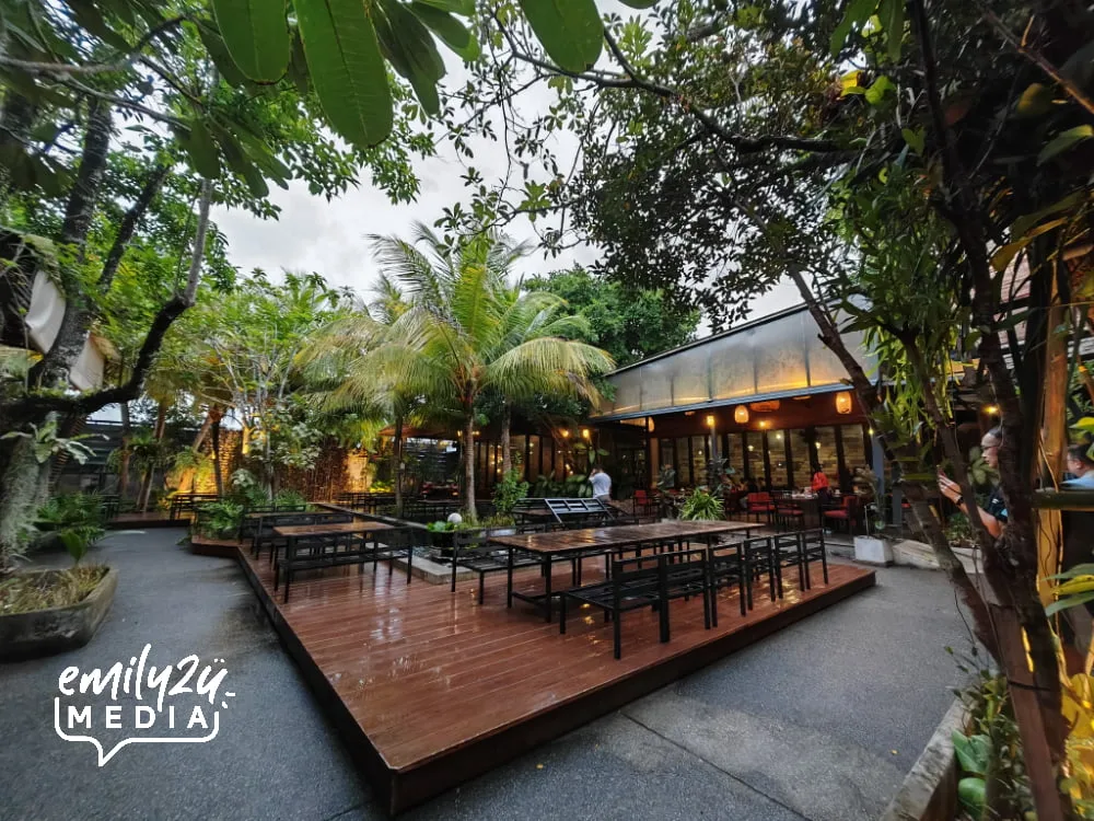 Thew Tat Highway Seafood Restaurant