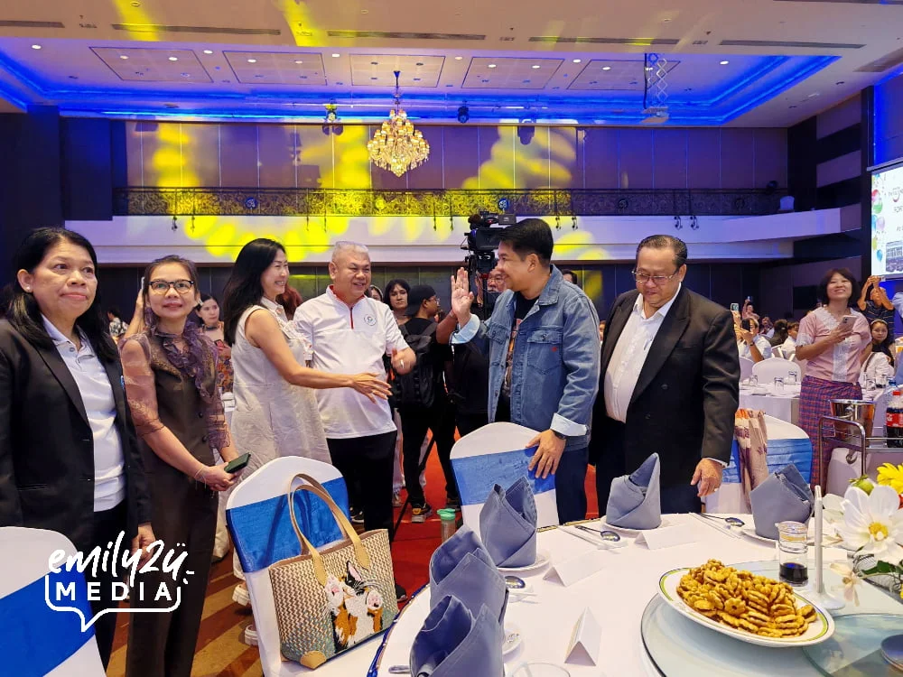 at the VVIP table