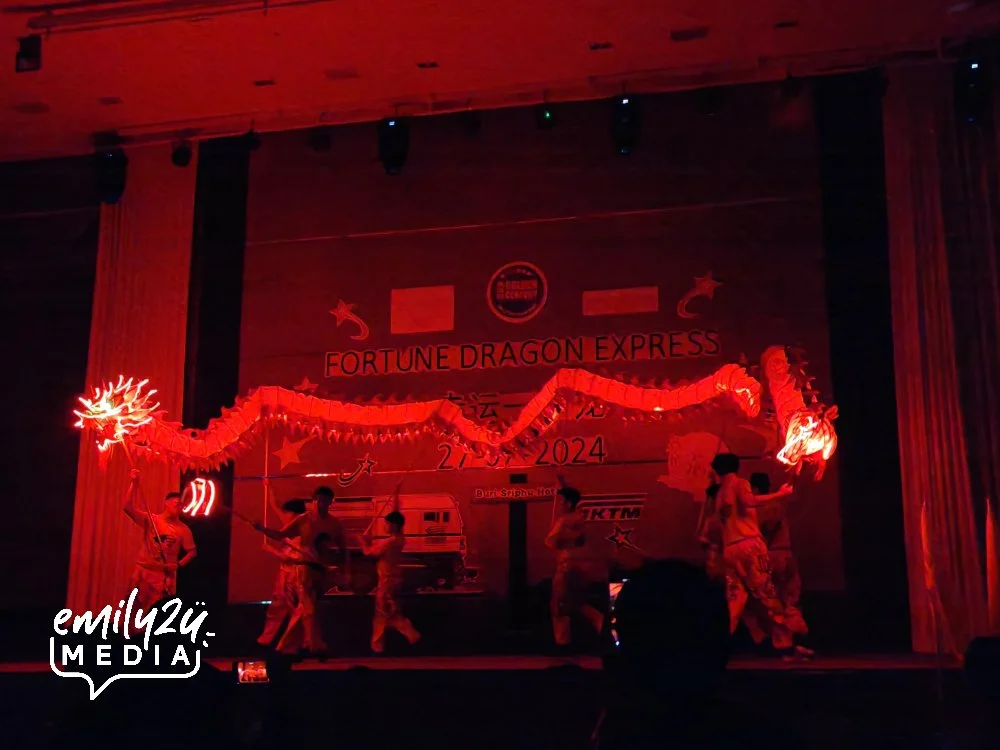 LED dragon performance by Ipoh Macing Sports Team