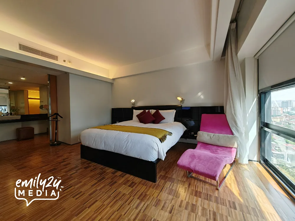 Executive Suite
