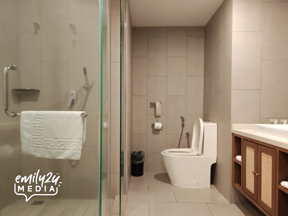 Heritage Room - has no long bath