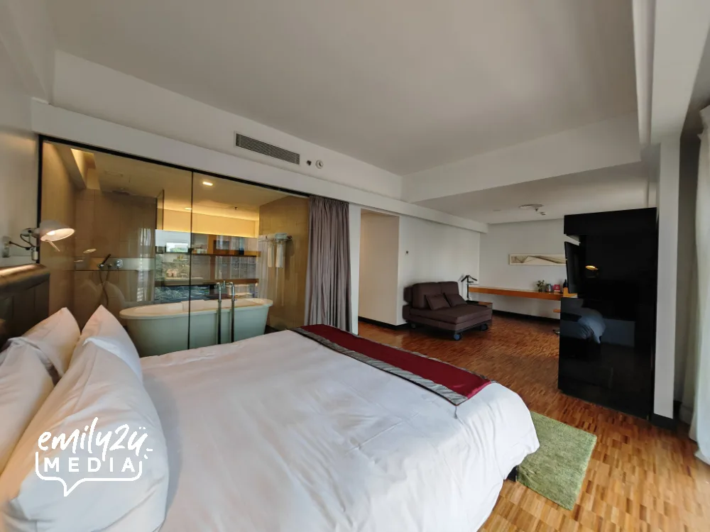 Premier Room