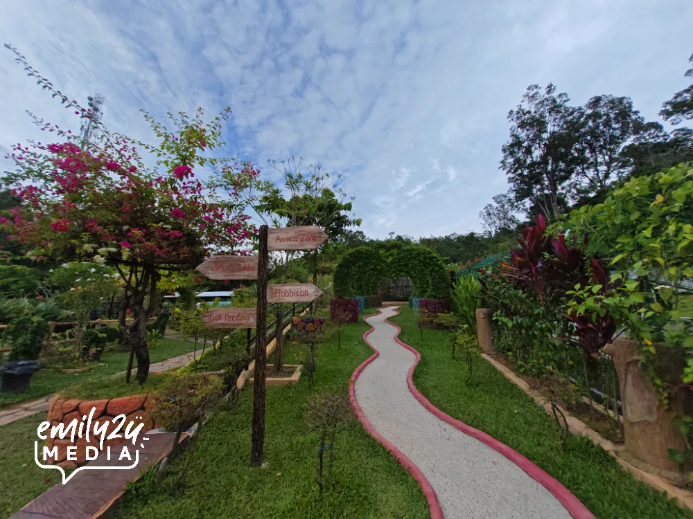 scenic Zahara Garden