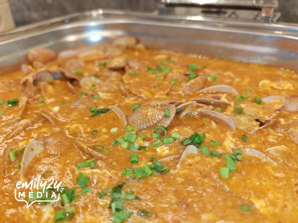 Singapore Chilli Clams