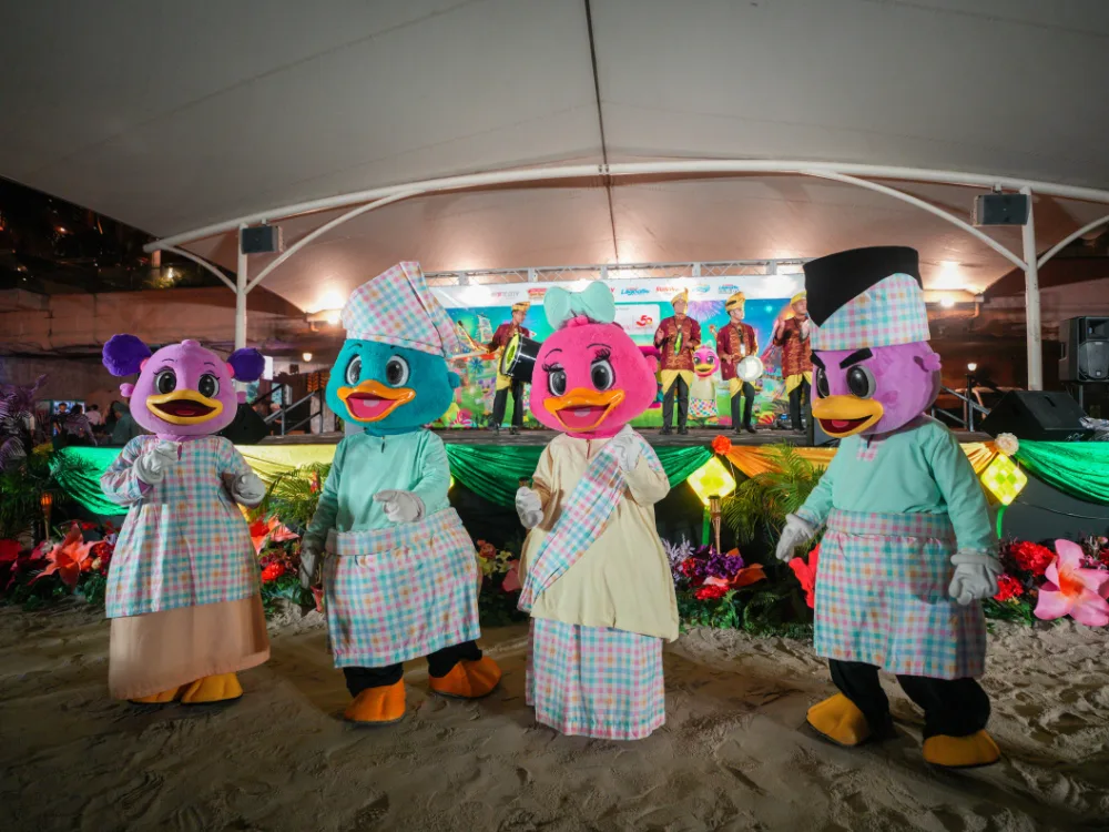 Captain Quack and family at Sunway Lagoon