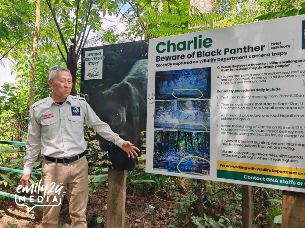 Genting Nature Adventures Department Manager Mr Eddie Chan presents Charlie the Black Panther