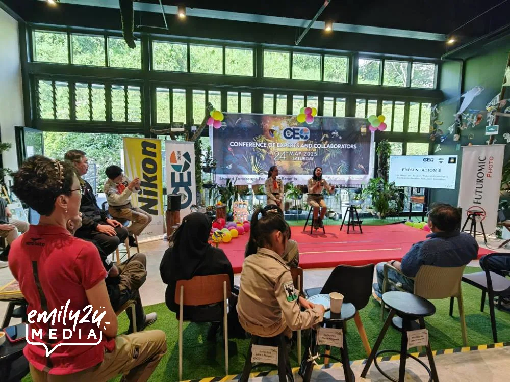 presentation by GNA scientists Lim Wing Yun & Nur Najmin