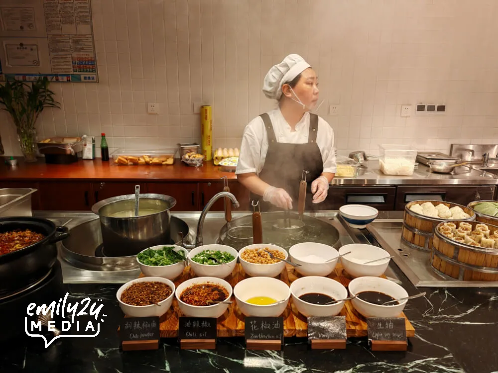 Guizhounese Academy Hotel coffee house live-action noodle stall