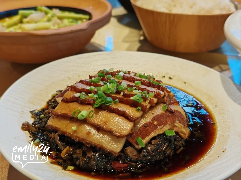 Mui Choy Kau Yuk 