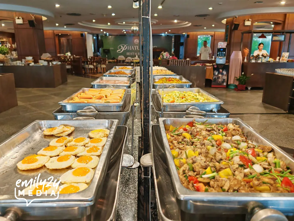 breakfast at The Twin Lotus Hotel