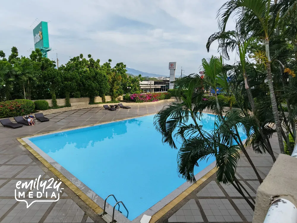 the swimming pool at The Twin Lotus Hotel