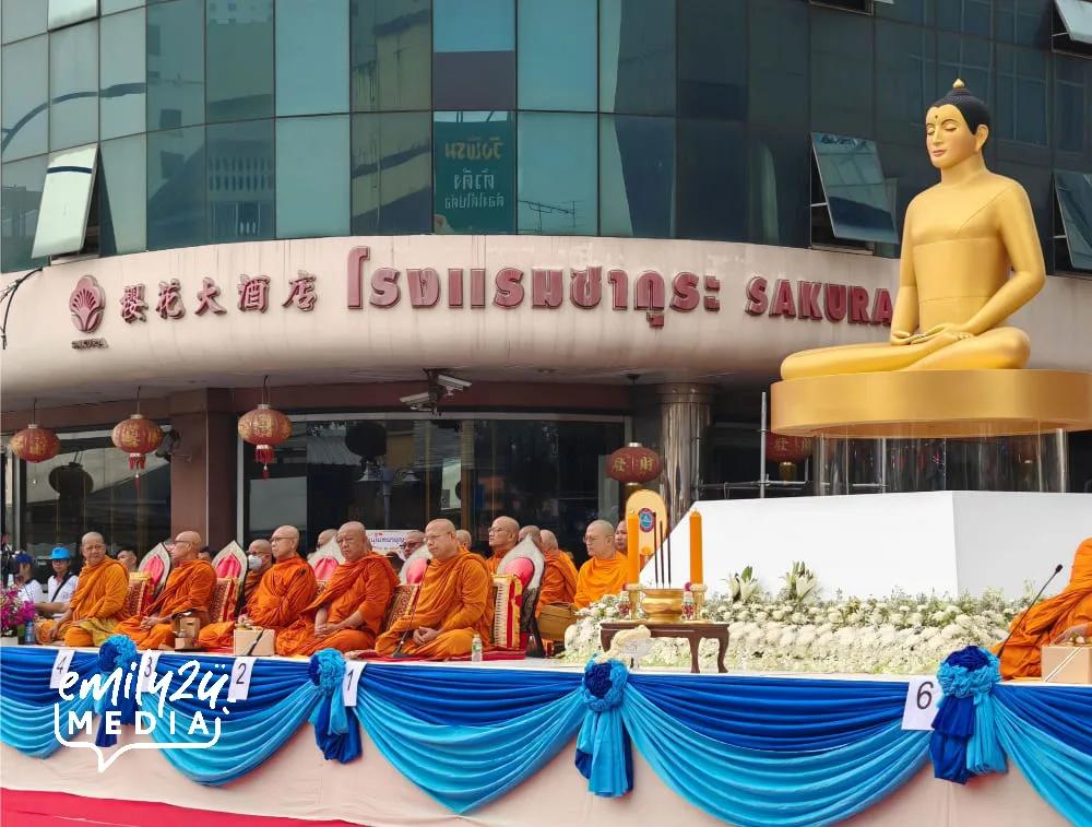 Hat Yai International Alms Offering for 10,000 Monks