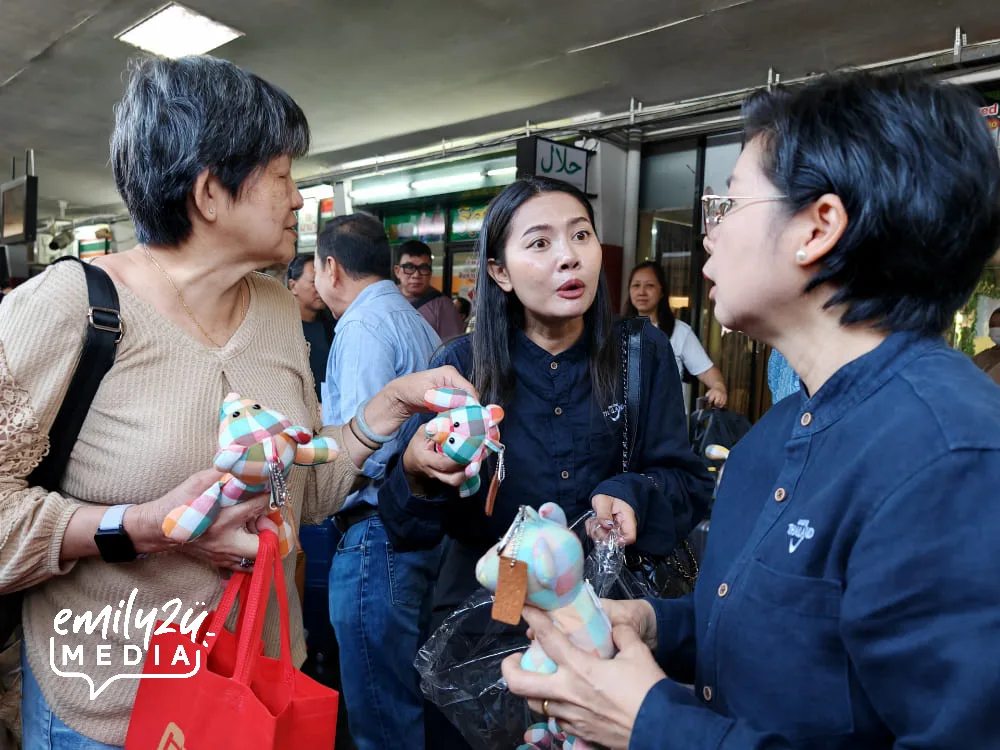 Fortune Dragon Express 3.0 passengers receive teddy bear gifts upon their arrival