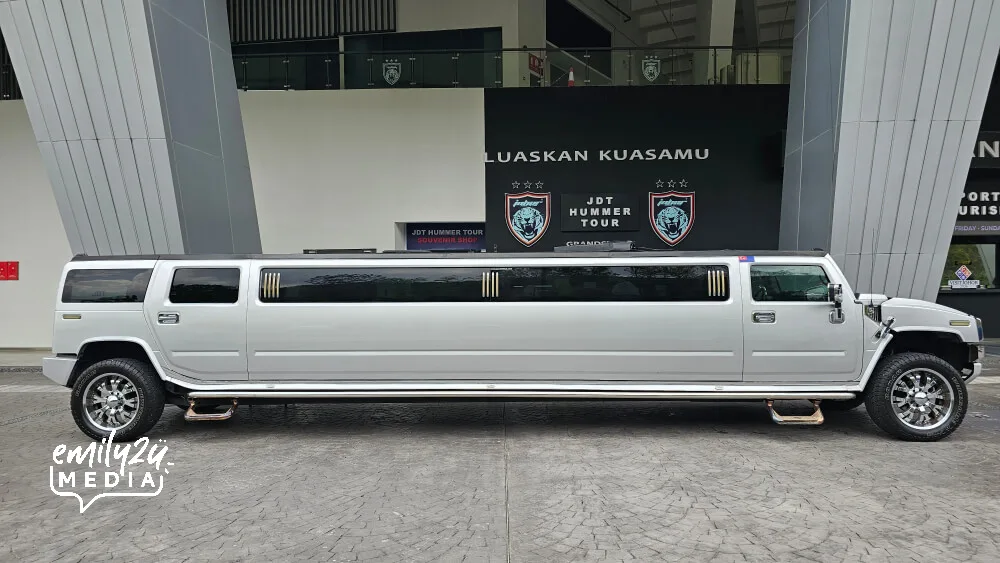 the ultimate JDT experience includes a Hummer limousine ride around the stadium for an additional RM30 per person