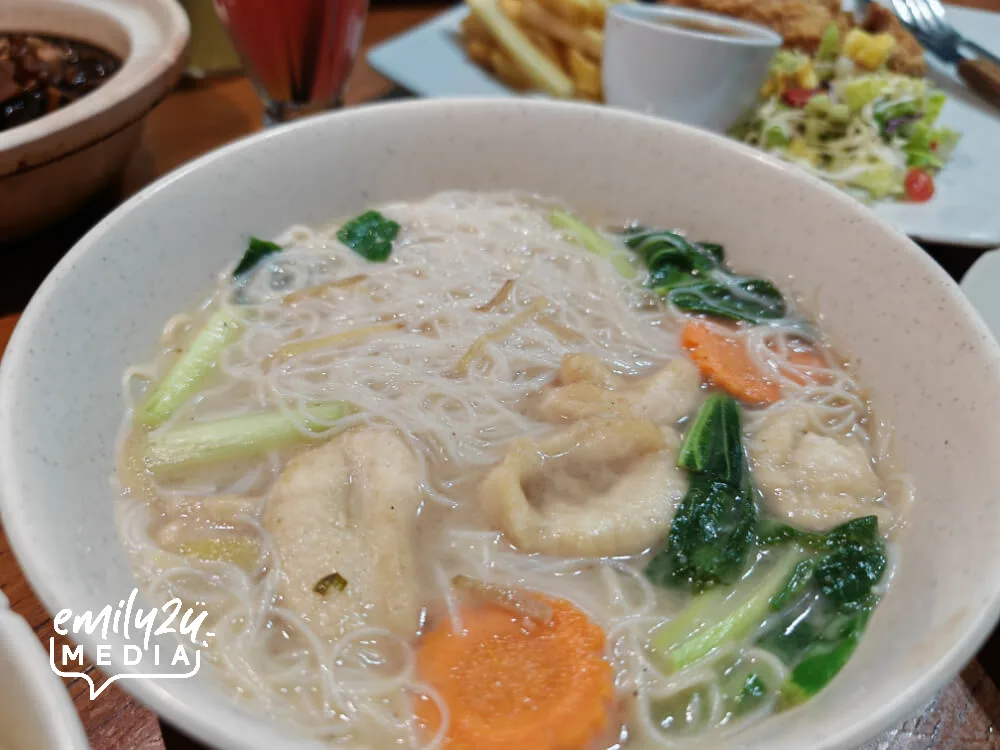 Chew Zhou Fish Meehoon Soup