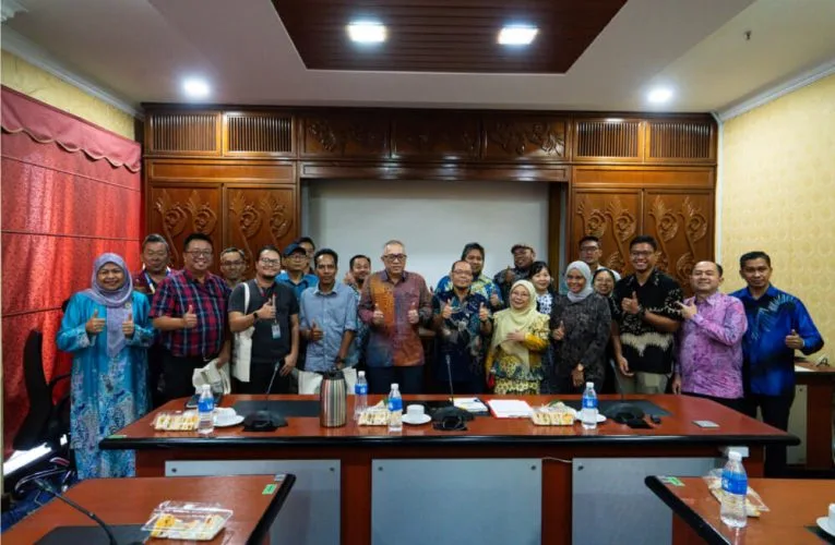 Perak Media Engages Ipoh Mayor in Meaningful Dialogue on City Development