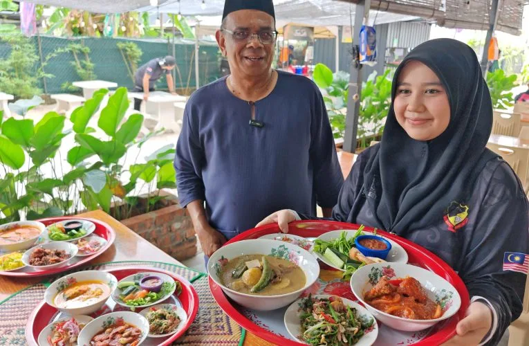 Break Fast Together: A Shared Ramadan Meal at Gazebo Abg Nash, RTC Gopeng