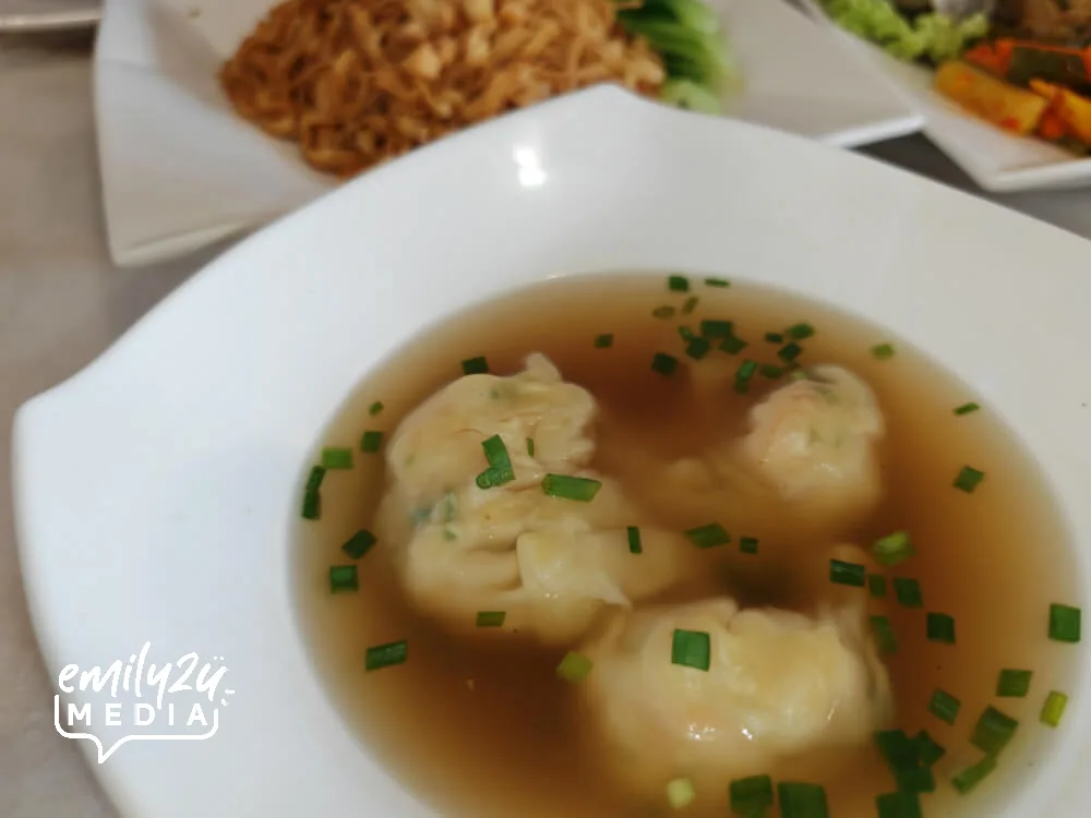 Dumplings with Crispy Pork Lard Noodles