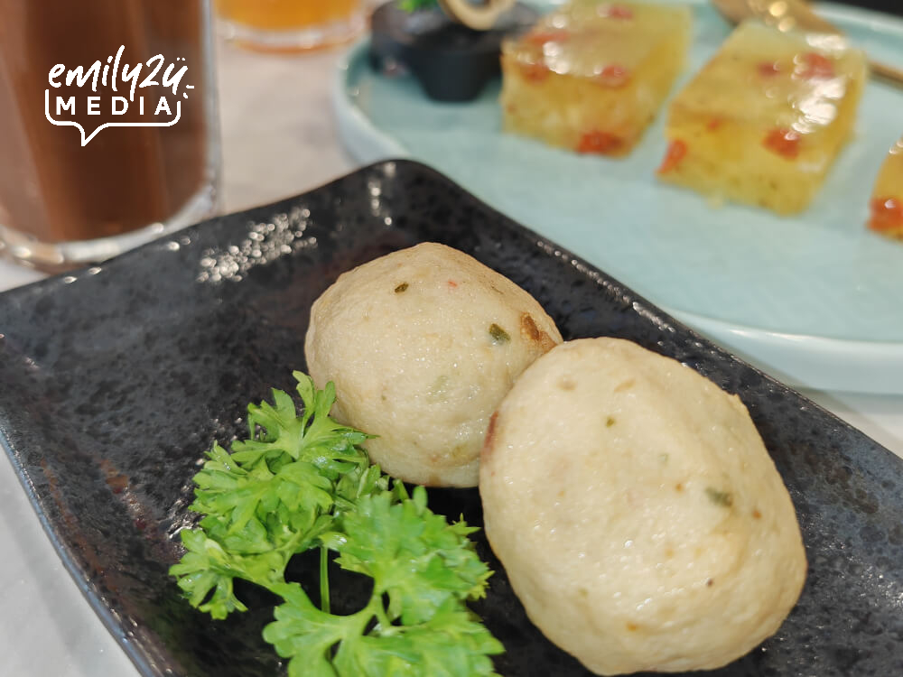 Fish Balls with Tangerine Peel