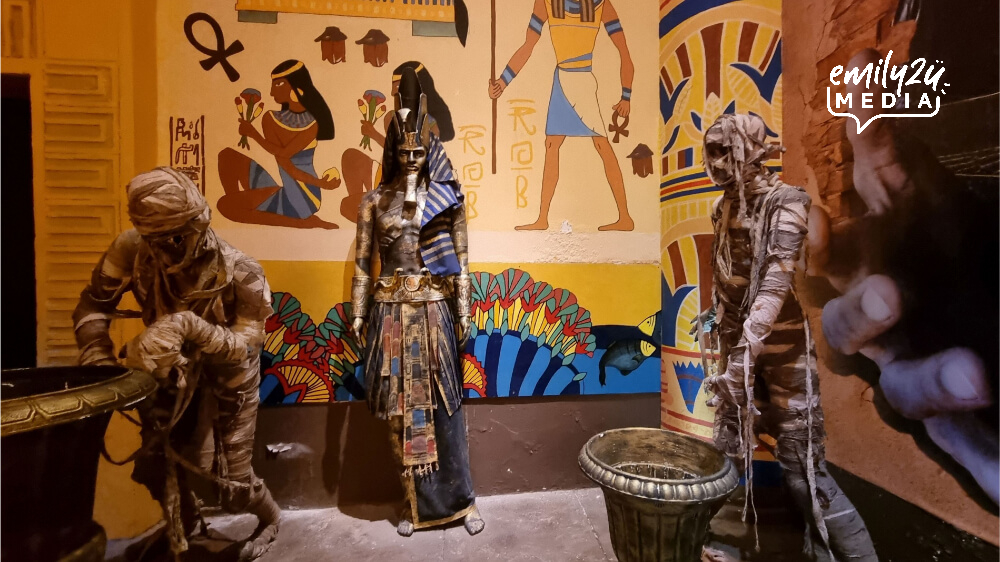 a scene of the ancient Egyptian Pharaohs