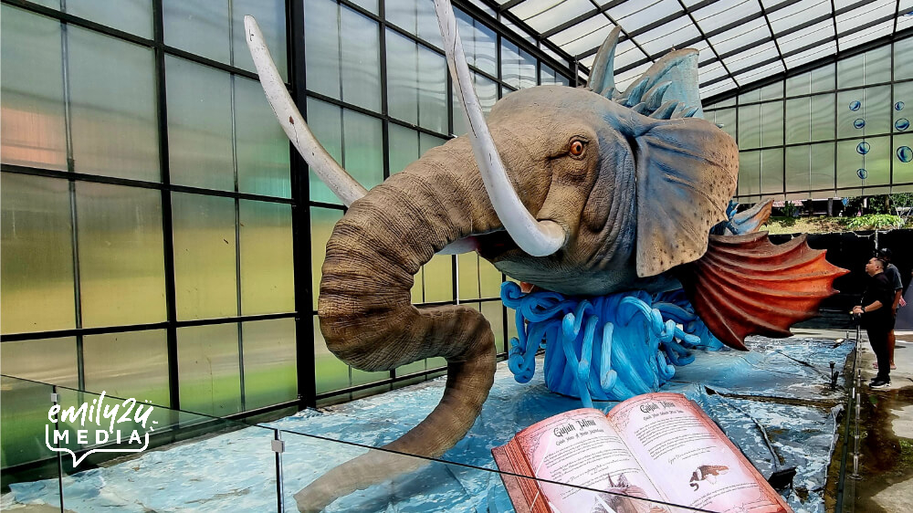 one of the attractions of Immortal Maze