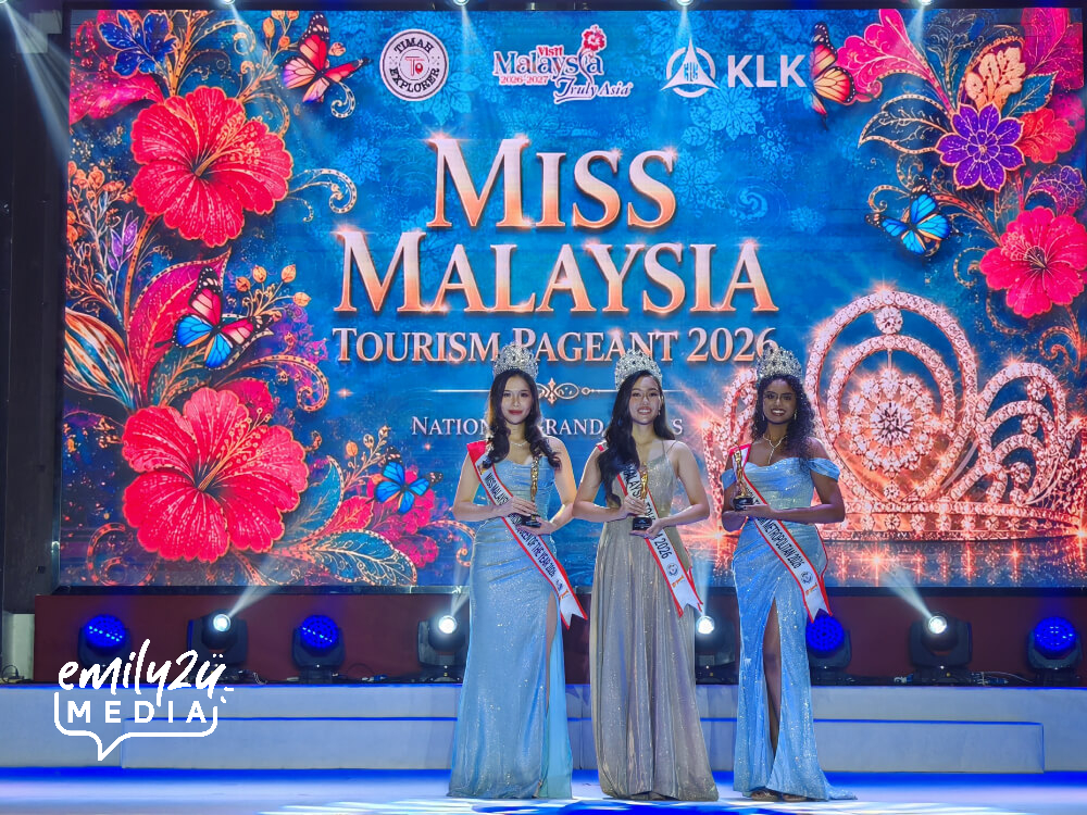 L-R Veronique Lee (Miss Malaysia Tourism Queen of The Year 2026), Jauwadee Bun Chea (Miss Malaysia Tourism 2026) & Dhivyaa Murthi (Miss Malaysia Tourism Metropolitan 2026)